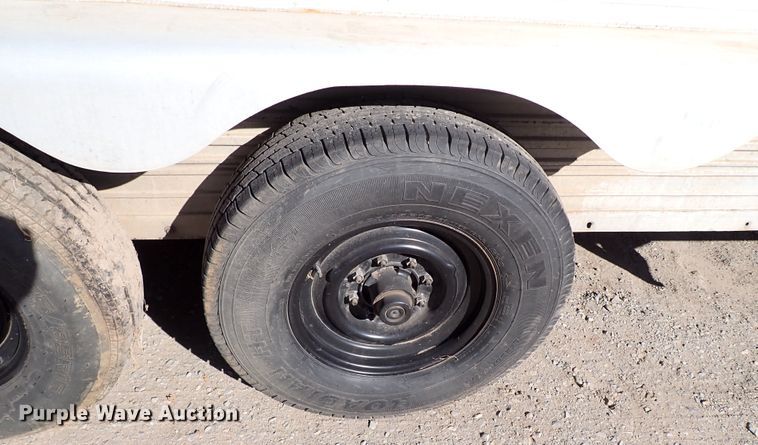 image for item IS9246 1995 Cherokee Industries  enclosed cargo trailer