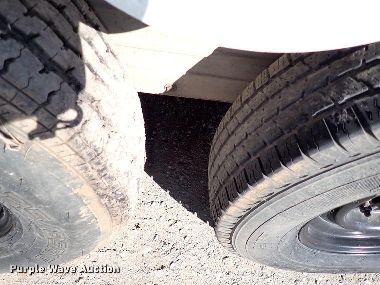 image for item IS9246 1995 Cherokee Industries  enclosed cargo trailer