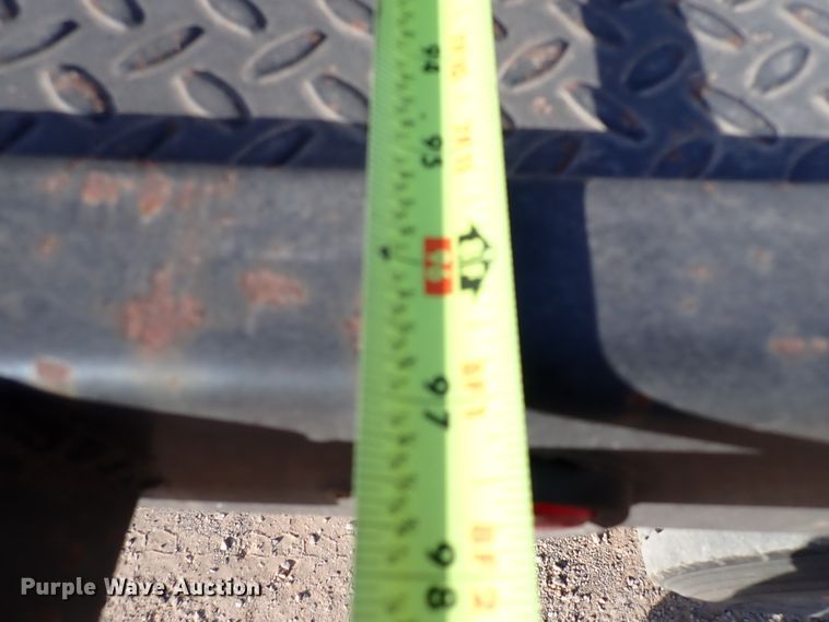 image for item IS9273 1994 International 8100  flatbed truck