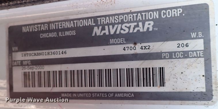 image for item IS9274 2001 International 4700  dump flatbed truck