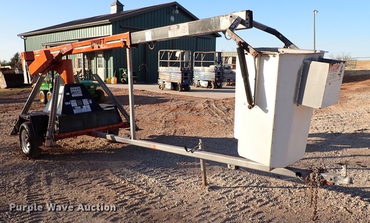 image for item IS9299 1997 Unilift 538  boom lift