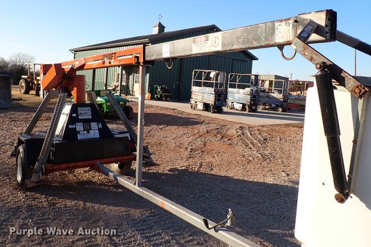 image for item IS9299 1997 Unilift 538  boom lift