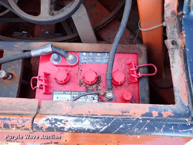 image for item IS9299 1997 Unilift 538  boom lift