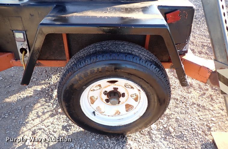 image for item IS9299 1997 Unilift 538  boom lift