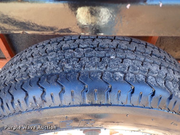 image for item IS9299 1997 Unilift 538  boom lift