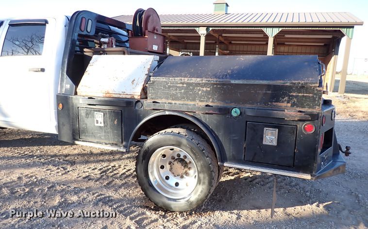 image for item IS9301 2013 Dodge Ram 4500  Crew Cab flatbed truck