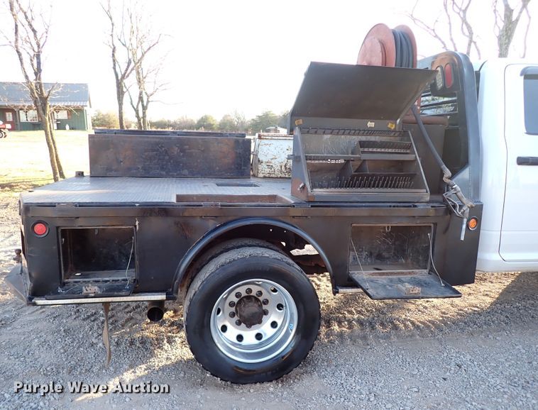 image for item IS9301 2013 Dodge Ram 4500  Crew Cab flatbed truck