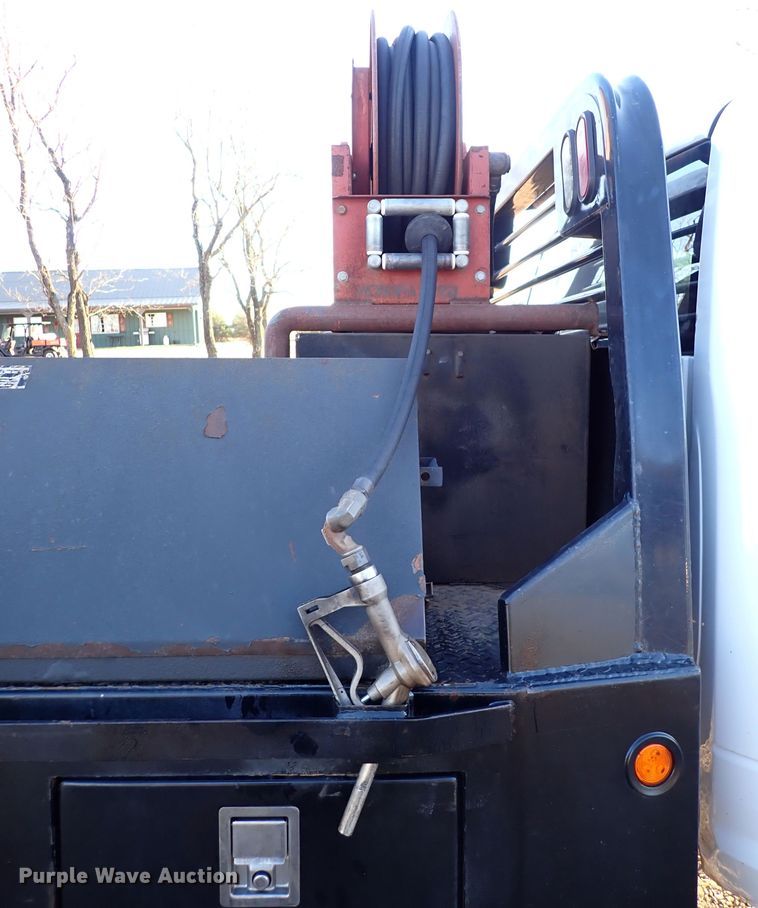 image for item IS9301 2013 Dodge Ram 4500  Crew Cab flatbed truck