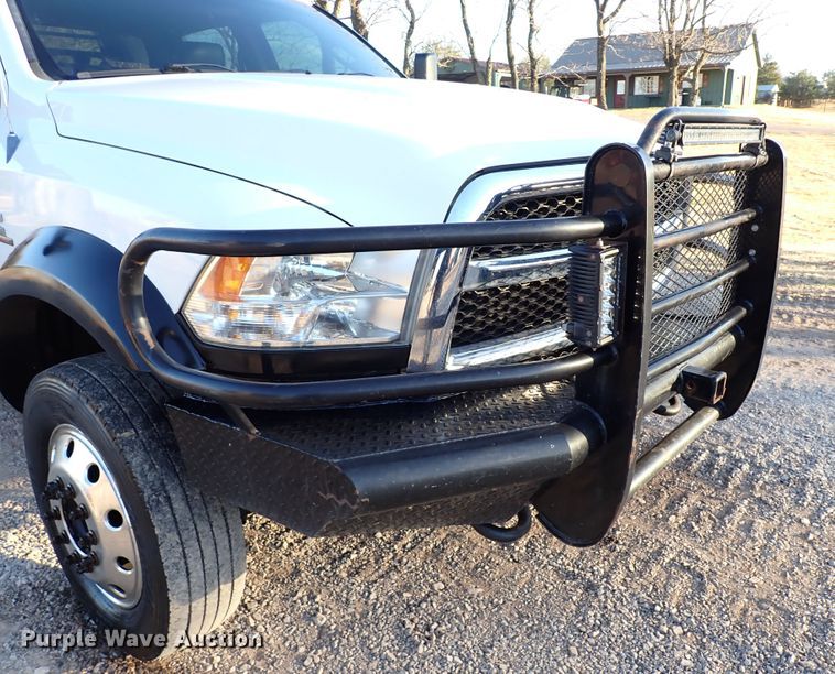 image for item IS9301 2013 Dodge Ram 4500  Crew Cab flatbed truck