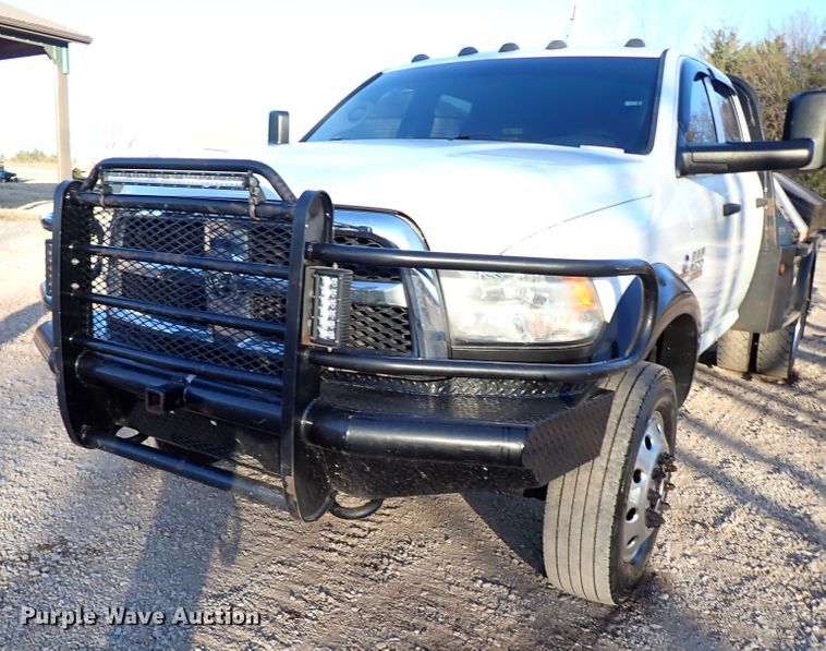 image for item IS9301 2013 Dodge Ram 4500  Crew Cab flatbed truck