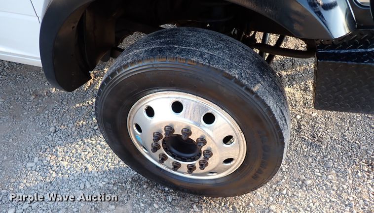 image for item IS9301 2013 Dodge Ram 4500  Crew Cab flatbed truck