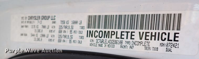 image for item IS9301 2013 Dodge Ram 4500  Crew Cab flatbed truck