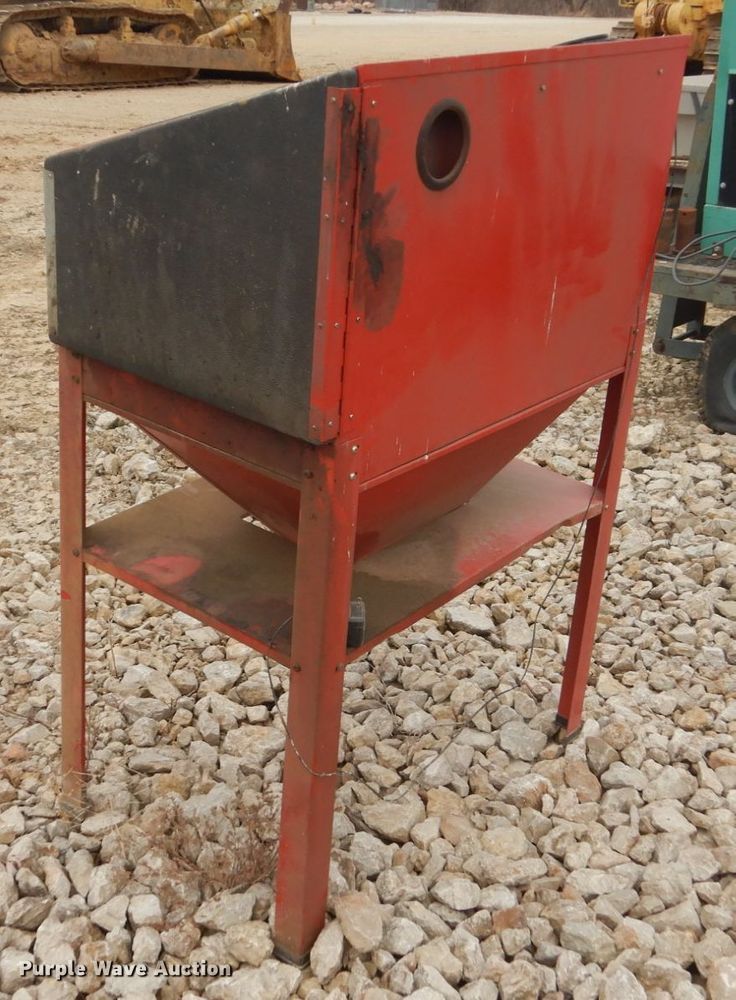 image for item IU9753 Clarke SB9007  sandblast cabinet