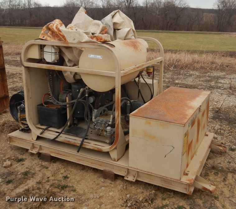 image for item IU9757 Landa  pressure washer