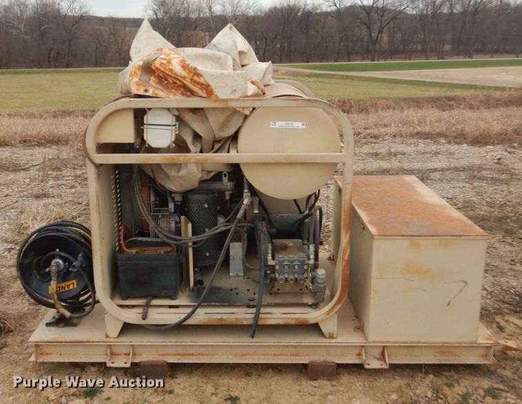 image for item IU9757 Landa  pressure washer