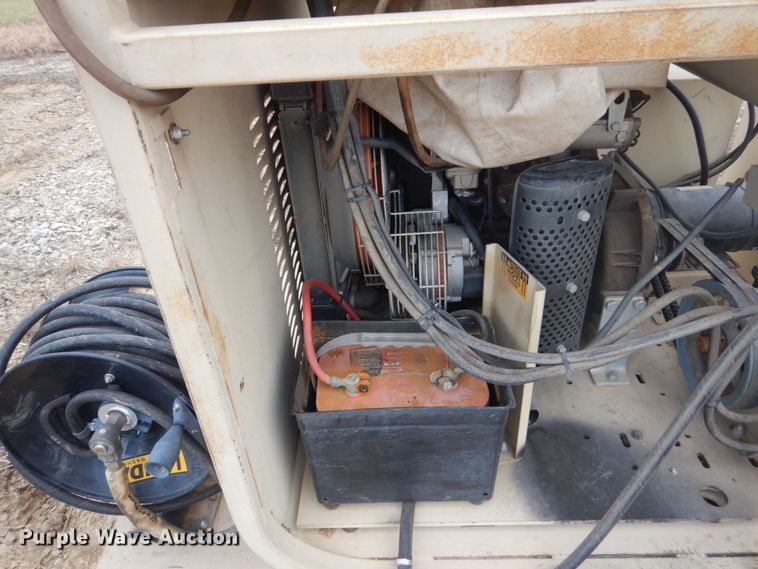 image for item IU9757 Landa  pressure washer