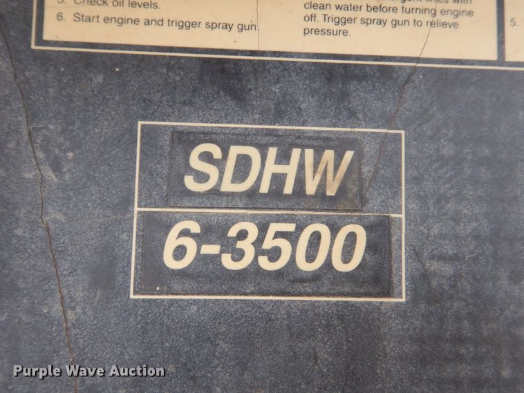 image for item IU9757 Landa  pressure washer