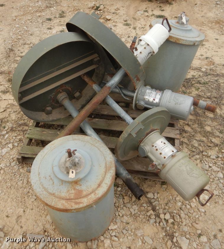 image for item IU9769 Ingersoll Rand  air compressor