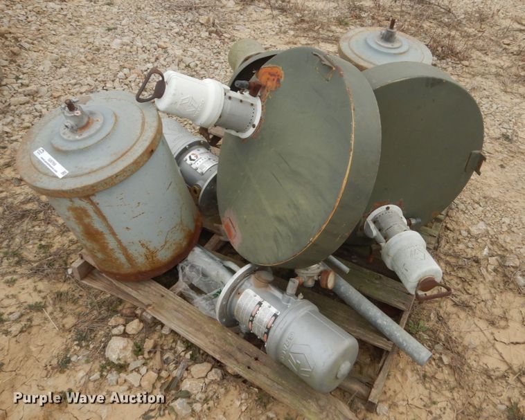 image for item IU9769 Ingersoll Rand  air compressor