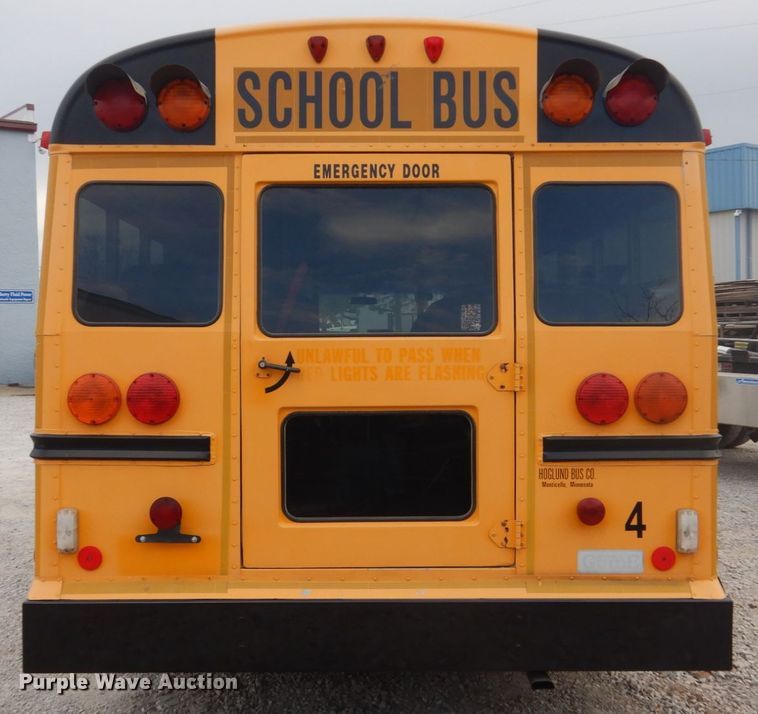 image for item IU9772 2000 Chevrolet Express 3500  school bus