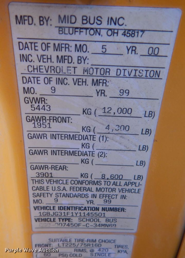 image for item IU9772 2000 Chevrolet Express 3500  school bus