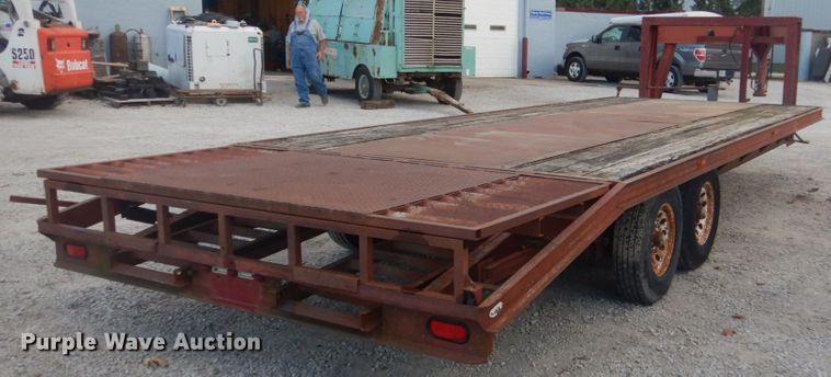 image for item IU9776 1992 Titan  equipment trailer