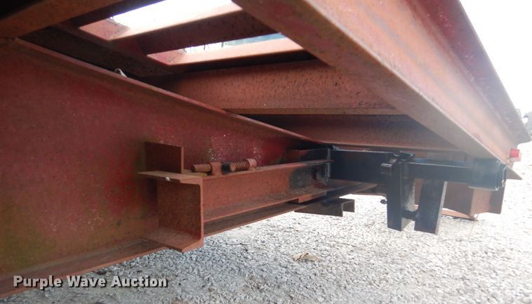 image for item IU9776 1992 Titan  equipment trailer