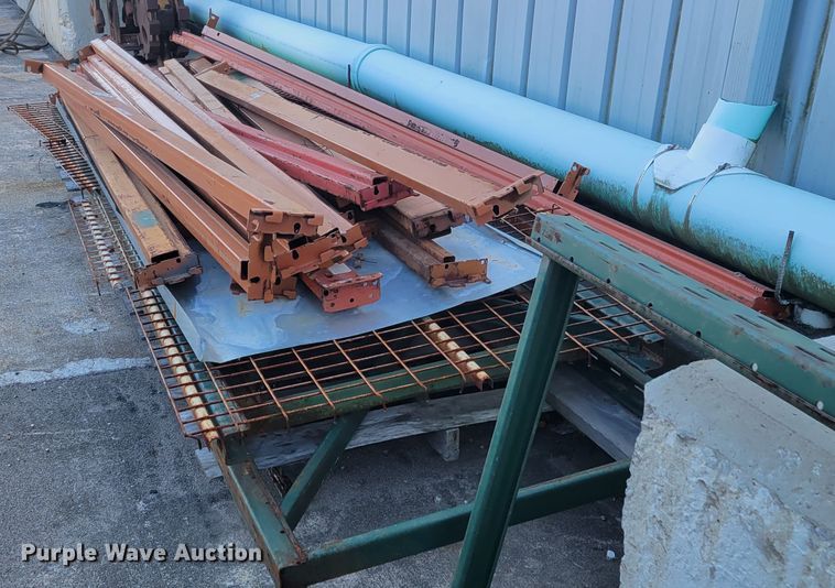 image for item IV9625 Pallet racking