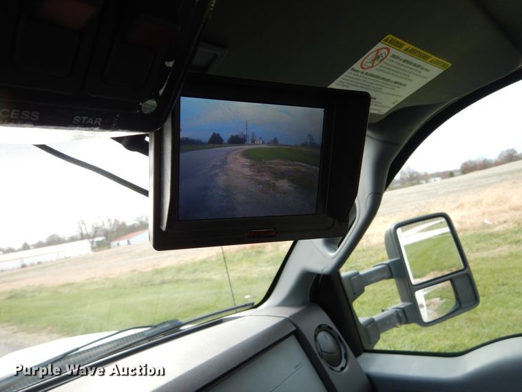 image for item IV9646 2013 Ford F550 Super Duty XL  bucket truck