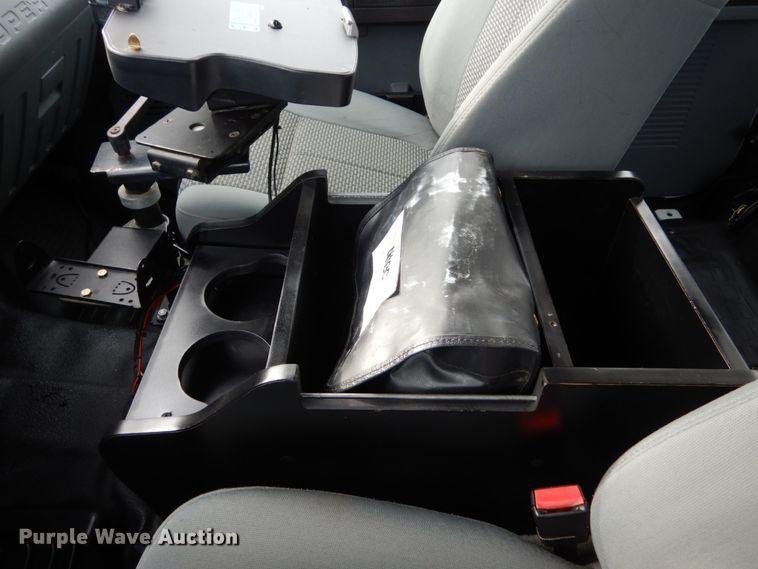 image for item IV9646 2013 Ford F550 Super Duty XL  bucket truck