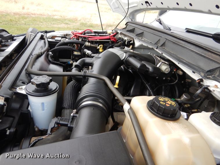 image for item IV9646 2013 Ford F550 Super Duty XL  bucket truck