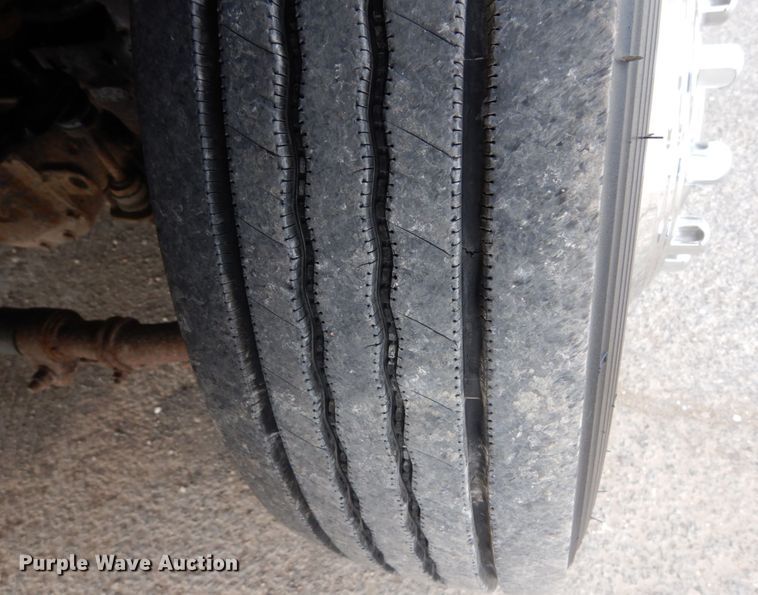 image for item IV9646 2013 Ford F550 Super Duty XL  bucket truck