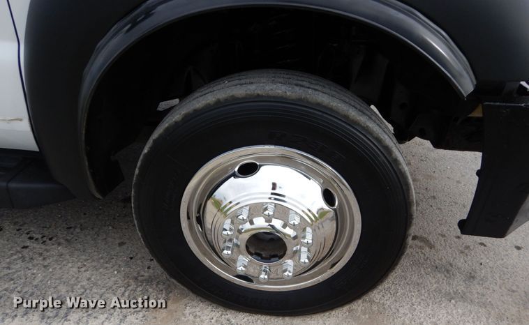 image for item IV9646 2013 Ford F550 Super Duty XL  bucket truck