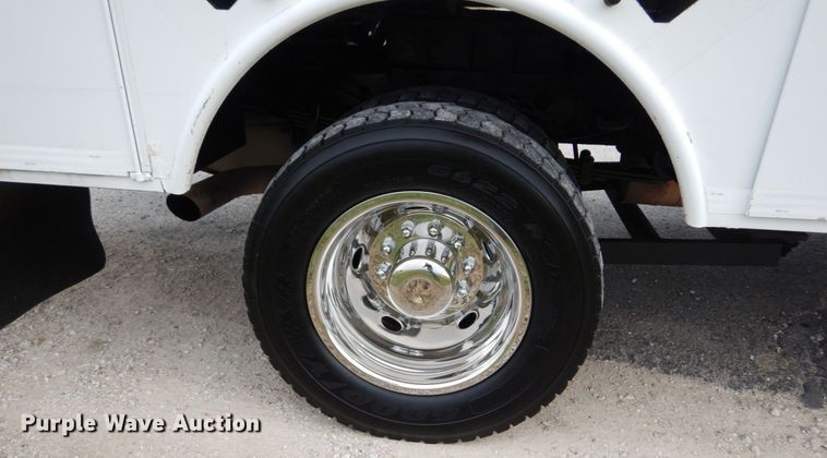 image for item IV9646 2013 Ford F550 Super Duty XL  bucket truck