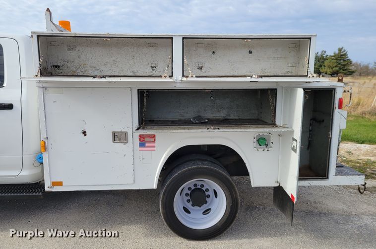 image for item IV9652 2014 Dodge Ram 4500HD  Crew Cab utility / service truck
