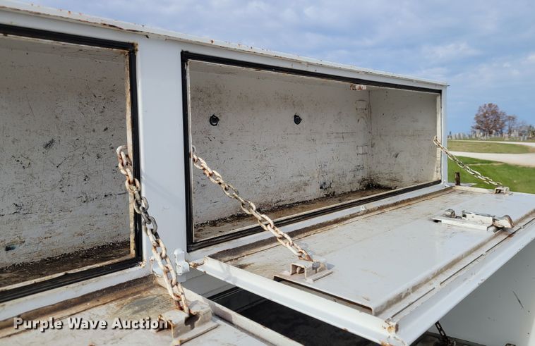 image for item IV9652 2014 Dodge Ram 4500HD  Crew Cab utility / service truck