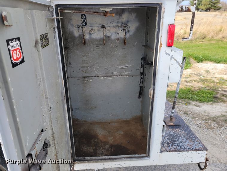 image for item IV9652 2014 Dodge Ram 4500HD  Crew Cab utility / service truck