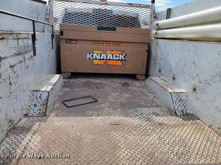 image for item IV9652 2014 Dodge Ram 4500HD  Crew Cab utility / service truck