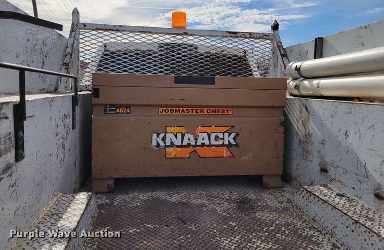 image for item IV9652 2014 Dodge Ram 4500HD  Crew Cab utility / service truck