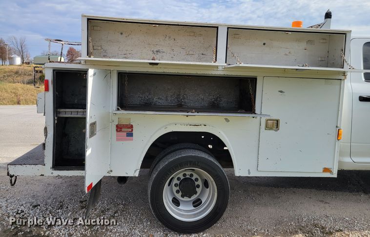 image for item IV9652 2014 Dodge Ram 4500HD  Crew Cab utility / service truck