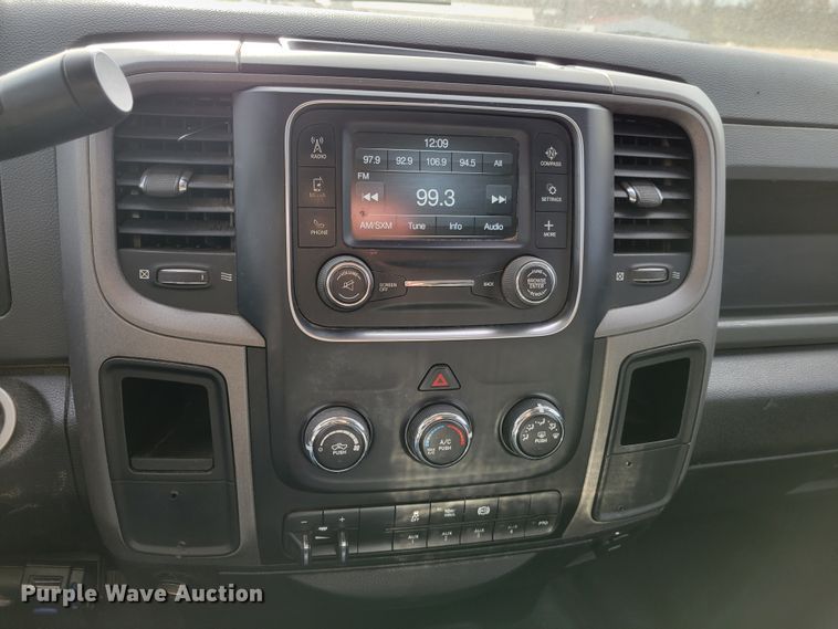 image for item IV9652 2014 Dodge Ram 4500HD  Crew Cab utility / service truck