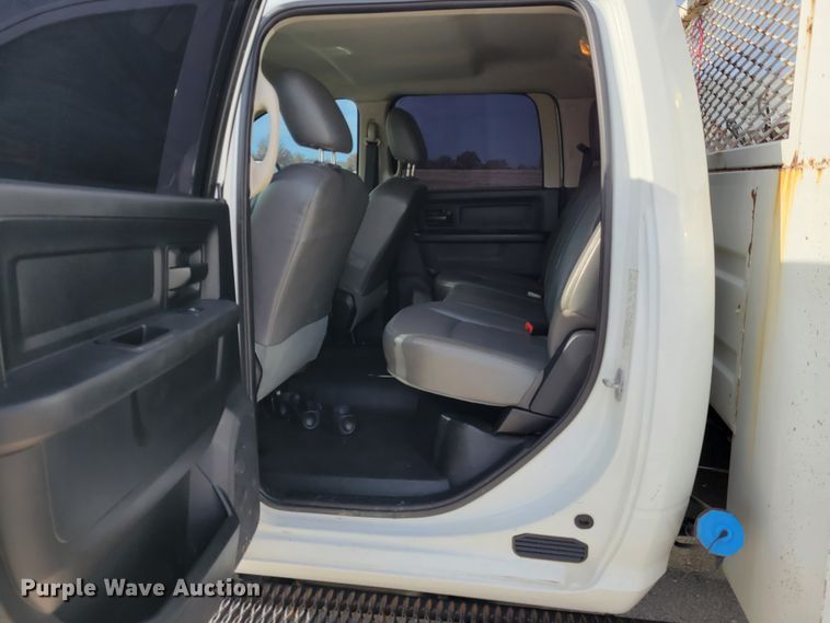 image for item IV9652 2014 Dodge Ram 4500HD  Crew Cab utility / service truck