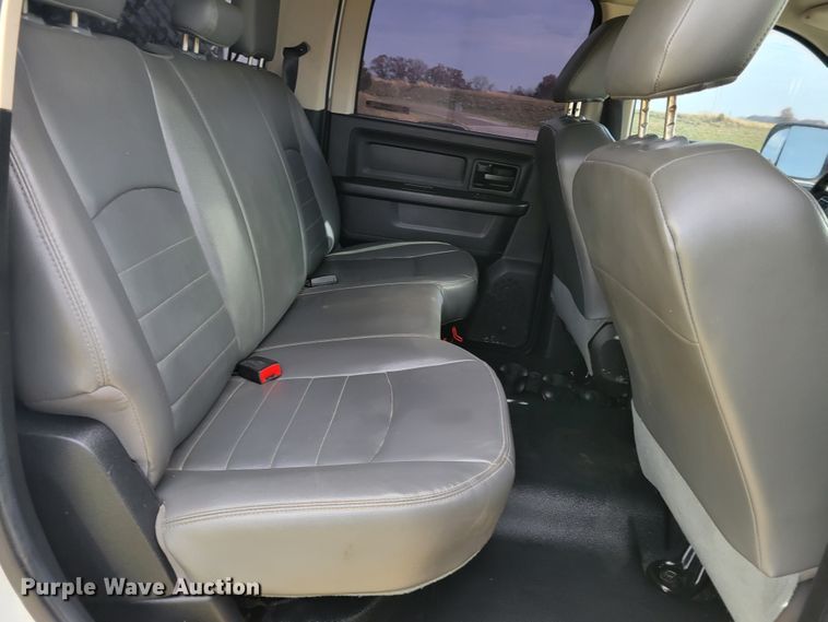 image for item IV9652 2014 Dodge Ram 4500HD  Crew Cab utility / service truck