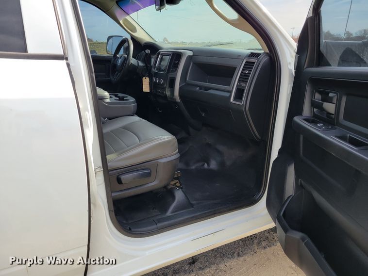 image for item IV9652 2014 Dodge Ram 4500HD  Crew Cab utility / service truck