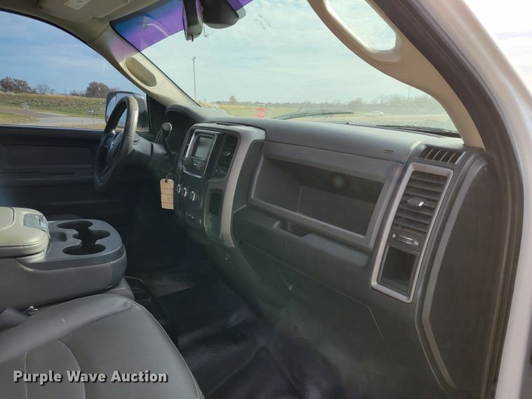 image for item IV9652 2014 Dodge Ram 4500HD  Crew Cab utility / service truck