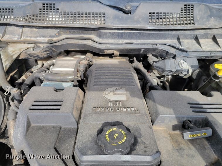 image for item IV9652 2014 Dodge Ram 4500HD  Crew Cab utility / service truck