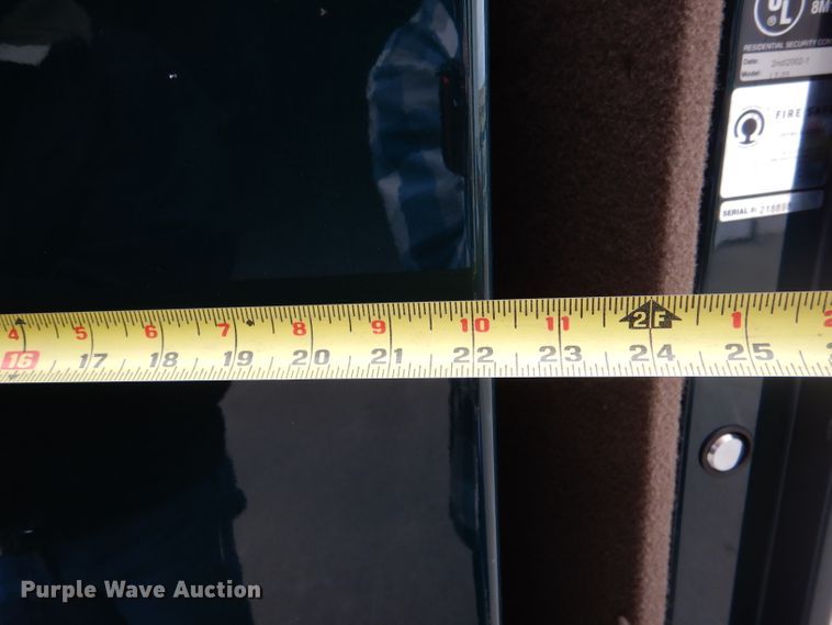 image for item IV9849 2002 Liberty Safes T-23  firearm safe