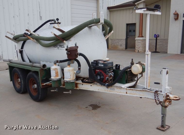 image for item IV9855 1999 Ring-o-matic 750  vacuum excavator