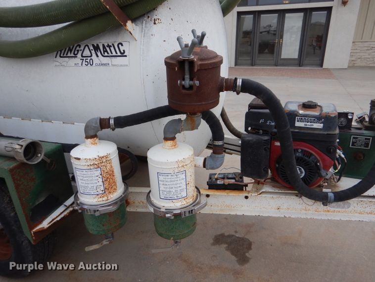 image for item IV9855 1999 Ring-o-matic 750  vacuum excavator