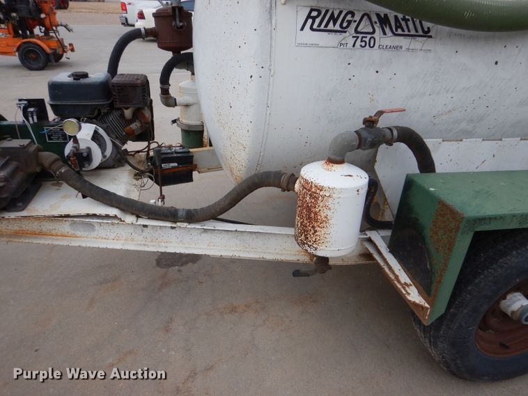 image for item IV9855 1999 Ring-o-matic 750  vacuum excavator